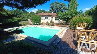 /international/fr/saint-gervais-sur-roubion-rhone-310108895571/