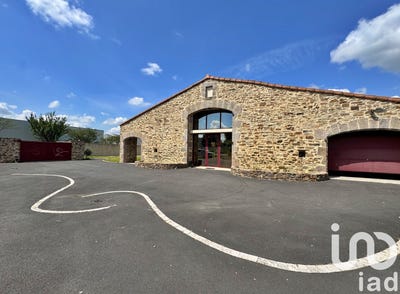 /international/fr/montaigu-pays-de-la-loire-310099425648/