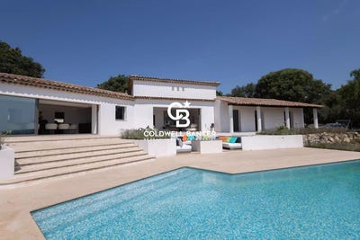 /international/fr/auribeau-sur-siagne-provence-alpes-cote-d-azur-310100608313/