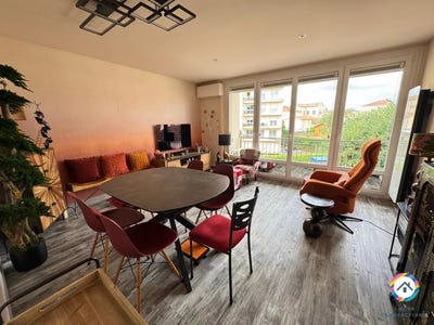 /international/fr/villefranche-sur-saone-rhone-310100828714/