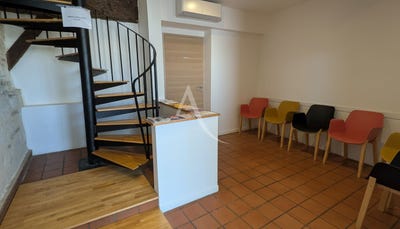 /international/fr/isle-jourdain-charente-310109145442/