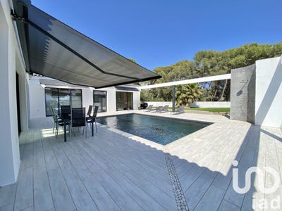 /international/fr/pelissanne-provence-alpes-cote-d-azur-310100487175/