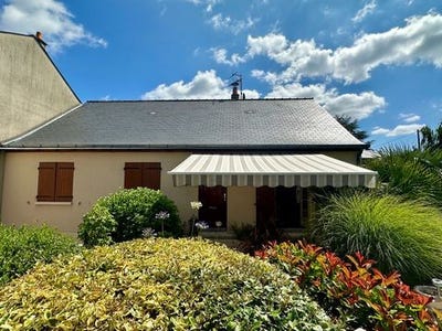 /international/fr/saumur-pays-de-la-loire-310100498003/