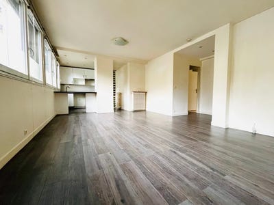 /international/fr/8-rue-raymond-marcheron-vanves-ile-de-france-310103015091/