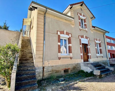 /international/fr/montceau-les-mines-burgundy-310107949443/