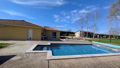 /international/fr/cours-les-bains-aquitaine-310106520837/