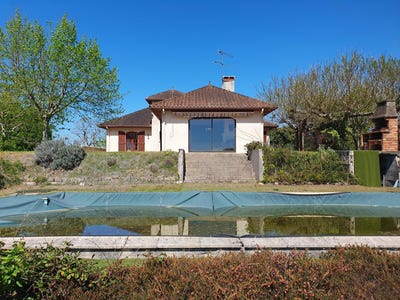 /international/fr/monbazillac-aquitaine-310104301234/