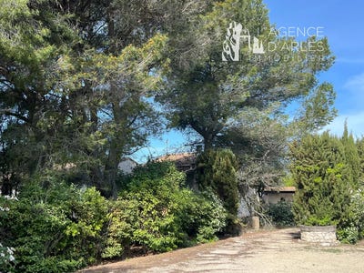/international/fr/arles-provence-alpes-cote-d-azur-310119375138/