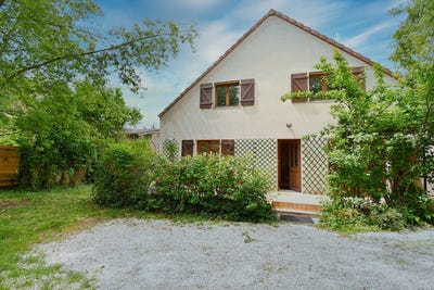 /international/fr/autun-burgundy-310119736477/