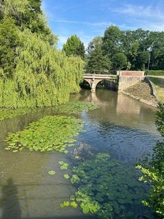 /international/fr/rogny-les-sept-ecluses-burgundy-310100794920/