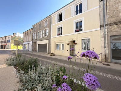 /international/fr/sauze-entre-bois-charente-310120031826/