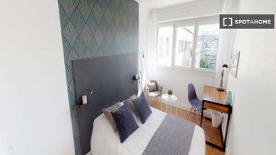 /international/fr/paris-ile-de-france-310108525399/