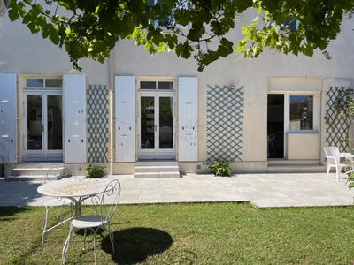 /international/fr/la-rochelle-franche-comte-120096316288/?lang=en