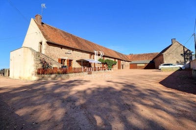 /international/fr/saint-martin-de-salencey-burgundy-310106596929/