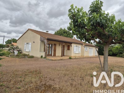 /international/fr/saint-leger-de-montbrun-charente-310108555667/