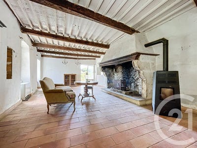 /international/fr/saint-marcel-de-careiret-languedoc-roussillon-310107760259/