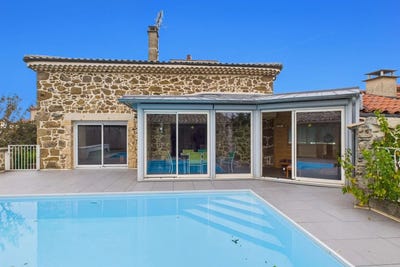 /international/fr/peaugres-rhone-310105009466/