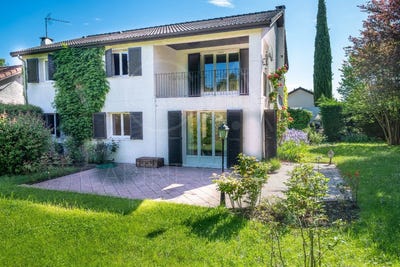 /international/fr/charbonnieres-les-bains-rhone-310107919937/