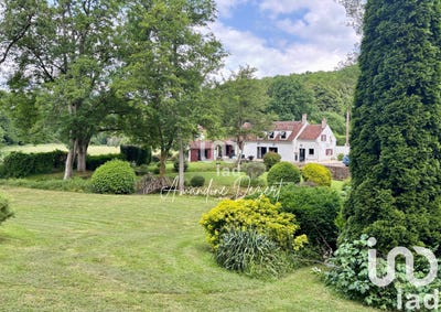 /international/fr/montmirail-ardennes-310100855125/