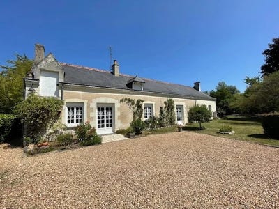 /international/fr/la-chapelle-sur-loire-centre-val-de-loire-310100576894/