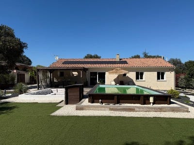 /international/fr/quissac-languedoc-roussillon-310107794693/