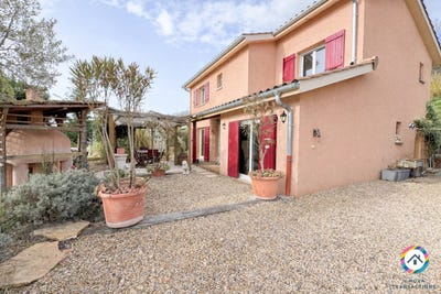 /international/fr/liergues-rhone-310106223070/