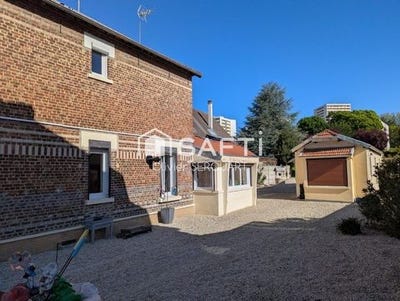 /international/fr/saint-quentin-picardie-310107497147/