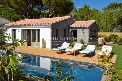 /international/fr/le-bois-plage-en-re-charente-310107839288/
