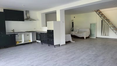 /international/fr/romaneche-thorins-burgundy-310100630766/