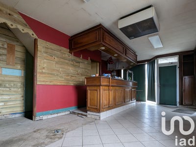 /international/fr/thouars-charente-310106427488/