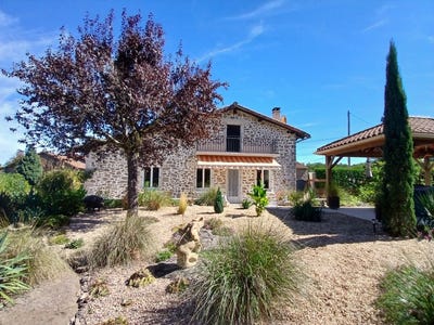 /international/fr/busserolles-aquitaine-310120596408/