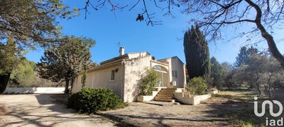 /international/fr/l-isle-sur-la-sorgue-provence-alpes-cote-d-azur-310101130821/?lang=en
