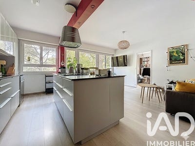 /international/fr/orvault-pays-de-la-loire-310108322127/