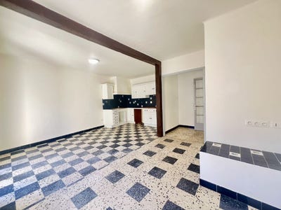 /international/fr/bessan-rhone-310108697027/