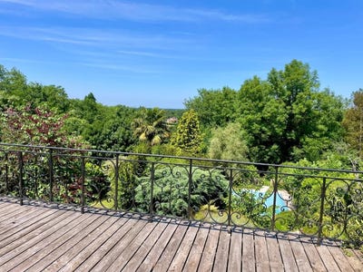 /international/fr/le-houga-midi-pyrenees-310108319075/
