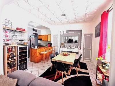 /international/fr/millau-midi-pyrenees-310101382789/?lang=id