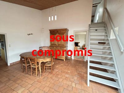 /international/fr/bressuire-charente-310106521817/