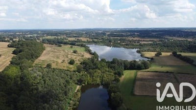/international/fr/chateaumeillant-centre-val-de-loire-310106822593/