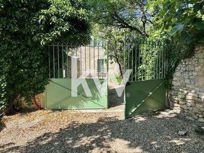 /international/fr/calvisson-languedoc-roussillon-310101515092/?lang=de