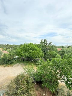 /international/fr/laurens-languedoc-roussillon-310108465274/