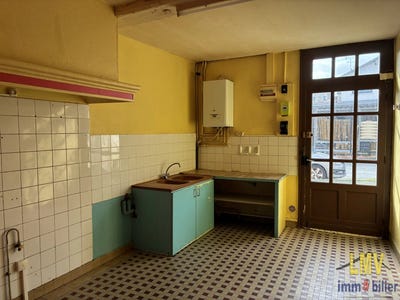 /international/fr/castillon-la-bataille-aquitaine-310103667346/