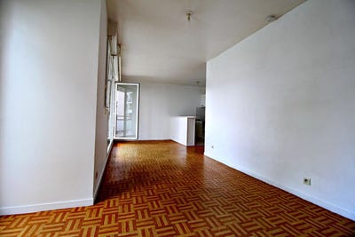 /international/fr/cergy-ile-de-france-310101285275/?lang=en