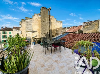 /international/fr/beaucaire-languedoc-roussillon-310108483606/