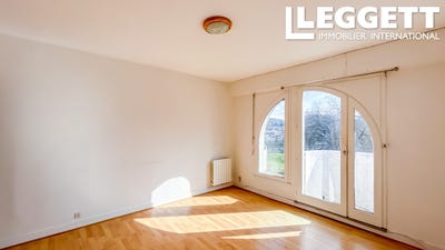 /international/fr/perigueux-aquitaine-310098218975/