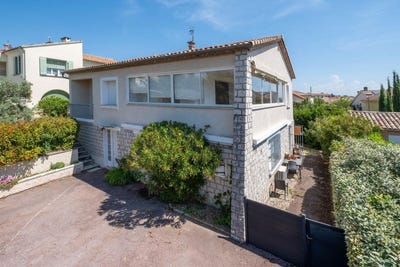 /international/fr/forcalquier-provence-alpes-cote-d-azur-310107186080/