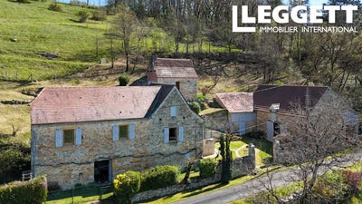/international/fr/azerat-auvergne-310107577730/