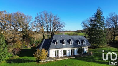 /international/fr/buros-aquitaine-310100538269/