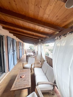 /international/fr/montfrin-languedoc-roussillon-310106626799/