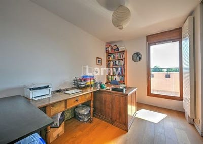 /international/fr/les-mureaux-ile-de-france-310099627483/