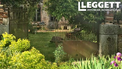 /international/fr/coulonges-thouarsais-charente-310100784970/